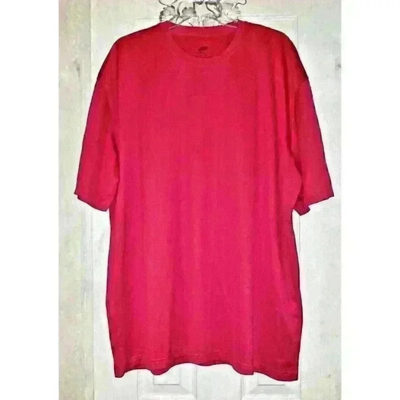 ULTRACLUB Mens Athletic RED Workout Shirt Lightweight Stretch COOL & DRY size 2x - Picture 1 of 3